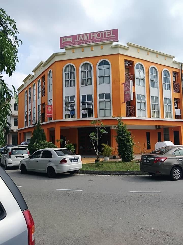 Jam Hotel Kota Warisan Sepang @ Erl Salak Tinggi, Klia 1-2 & F1 Dış mekan fotoğraf