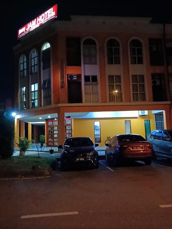 Jam Hotel Kota Warisan Sepang @ Erl Salak Tinggi, Klia 1-2 & F1 Dış mekan fotoğraf