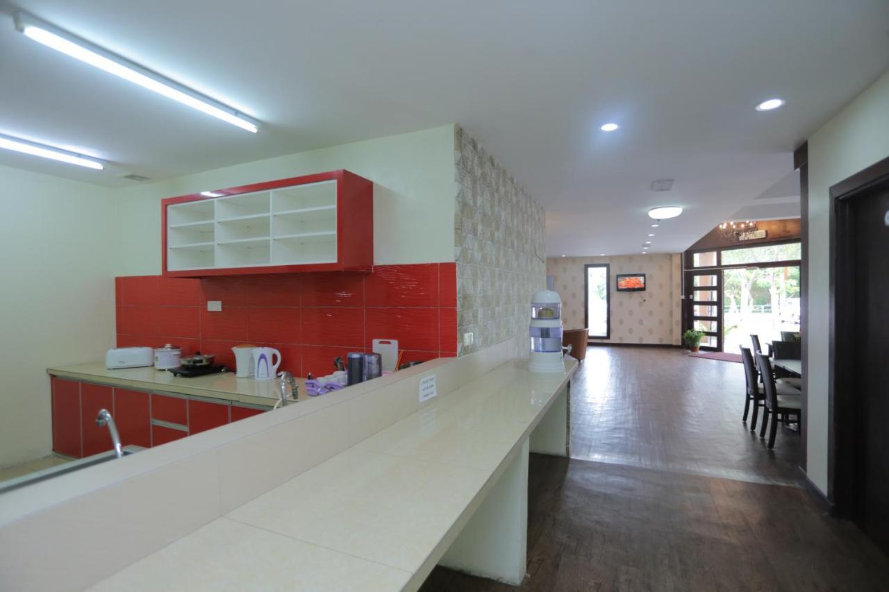 Jam Hotel Kota Warisan Sepang @ Erl Salak Tinggi, Klia 1-2 & F1 Dış mekan fotoğraf