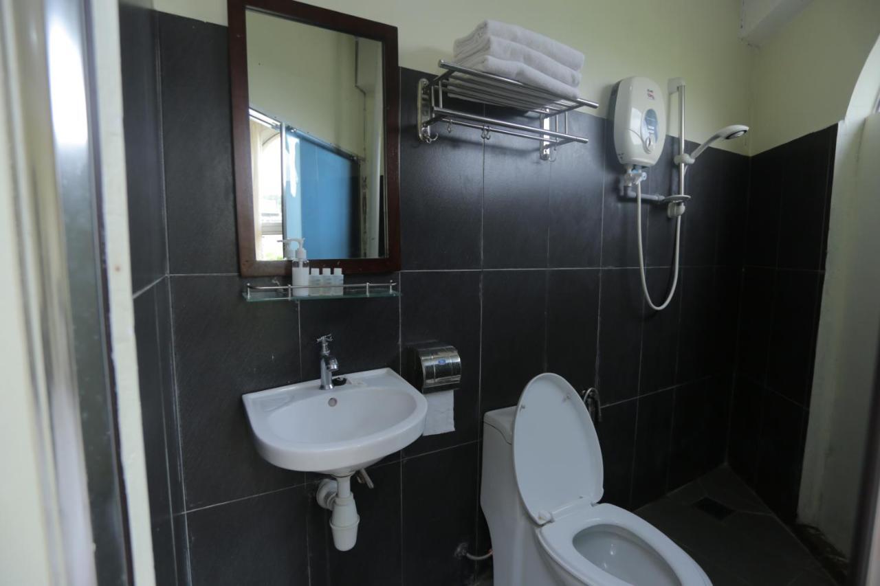 Jam Hotel Kota Warisan Sepang @ Erl Salak Tinggi, Klia 1-2 & F1 Dış mekan fotoğraf